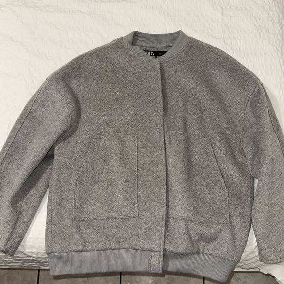 Bomber jacket - Picture 1 of 2